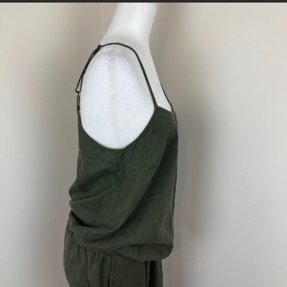 Motherhood Maternity Army Green Car… - Picture 9 of 13